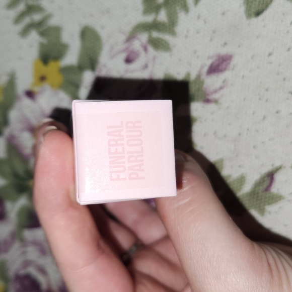 Velvet Trap Lipstick - Picture 2 of 4